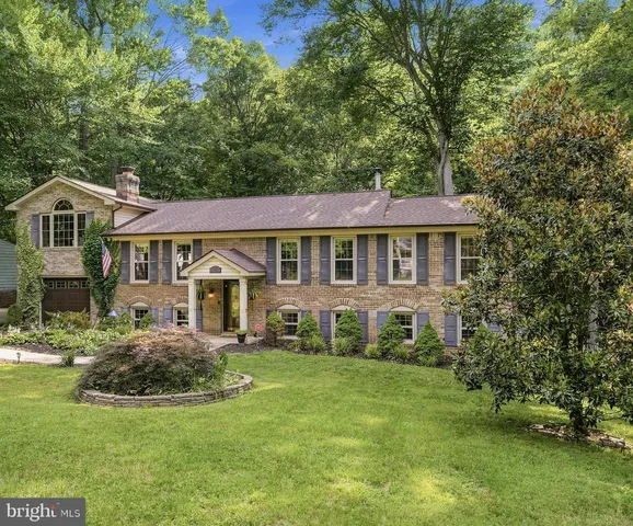 5317 Lily Ct, La Plata, MD 20646
