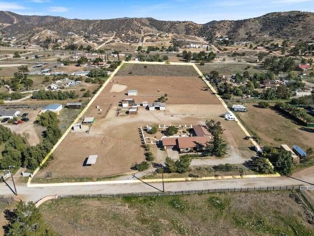5600 Shannon Valley Rd, Acton, CA 93510