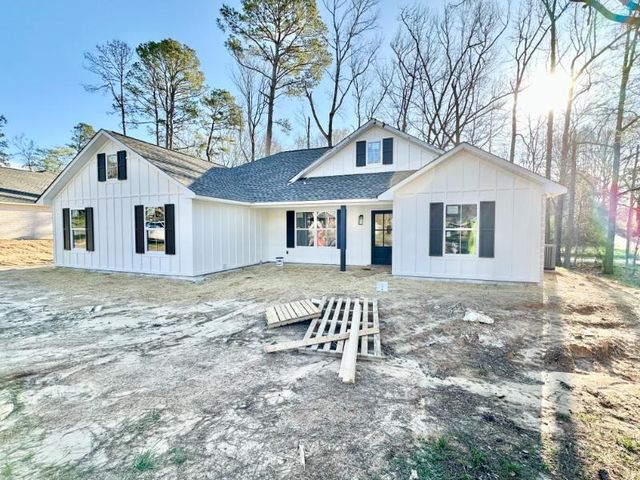 388 S  3rd Ave, Saltillo, MS 38866