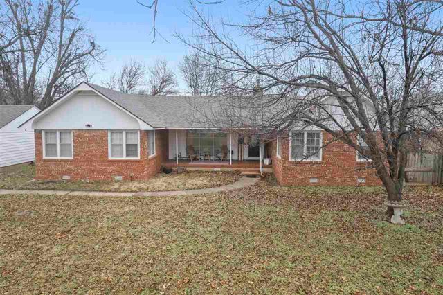 505 E  Chantry St, Perkins, OK 74059