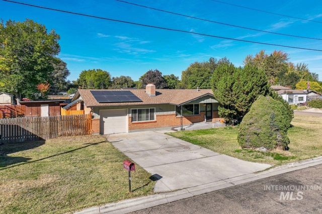 1511 N  Indiana Ave, Caldwell, ID 83605
