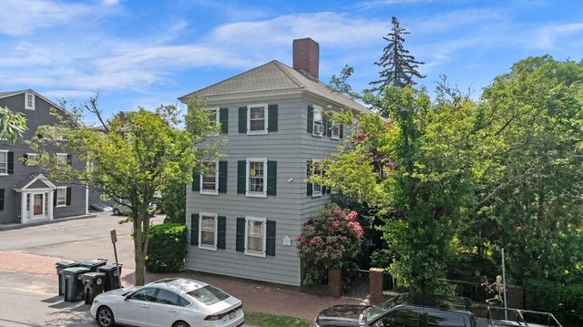 395 Essex St, Salem, MA 01970