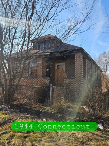 1944 Connecticut St, Gary, IN 46407