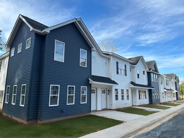 110 Aaron Pl #604, Lynchburg, VA 24502