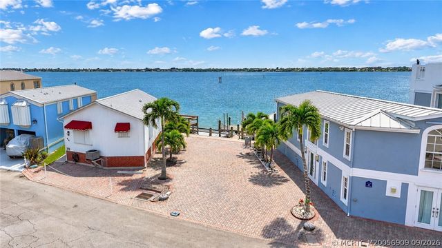 47 Nettles Blvd, Jensen Beach, FL 34957