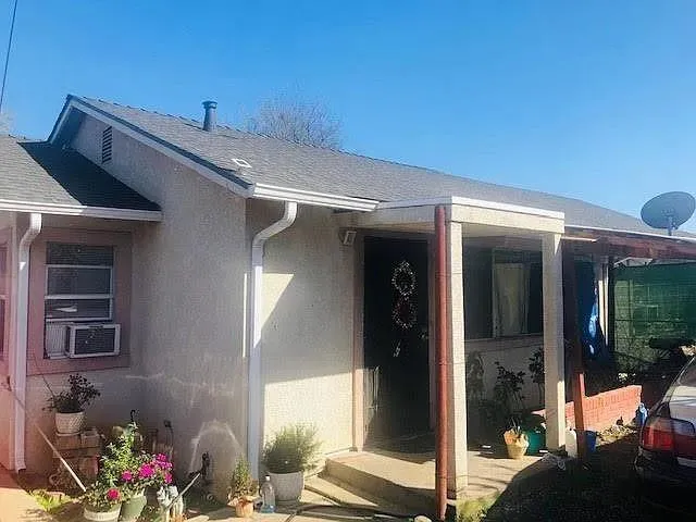 806 S  Dawes Ave, Stockton, CA 95215