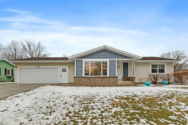 8405 Lower 208th St W, Lakeville, MN 55044