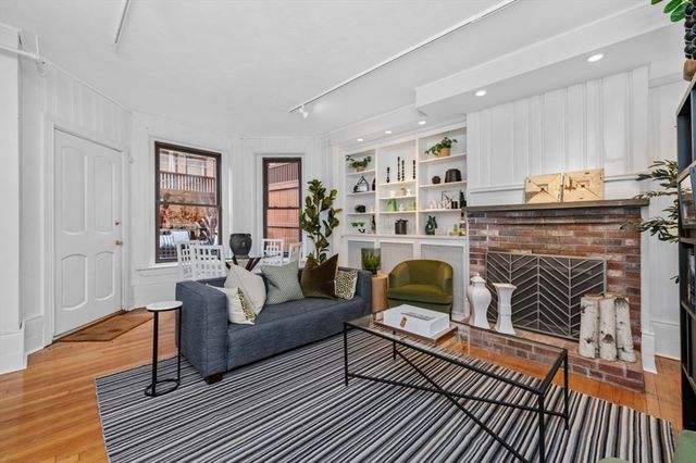 246 Marlborough St #2, Boston, MA 02116