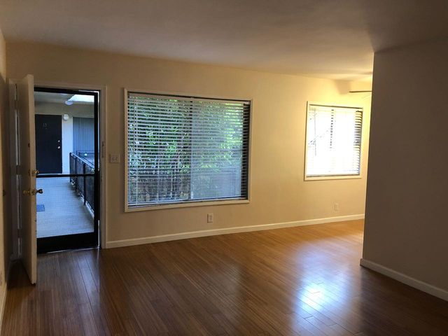 2637 S  Centinela Ave  #11, Santa Monica, CA 90405