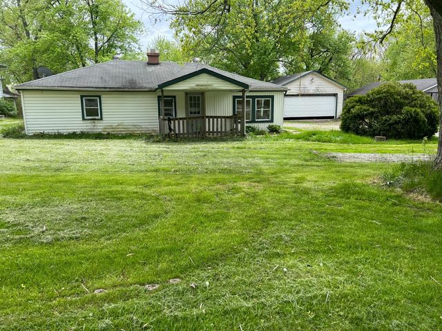 5611 W  153rd Ave, Crown Point, IN 46307