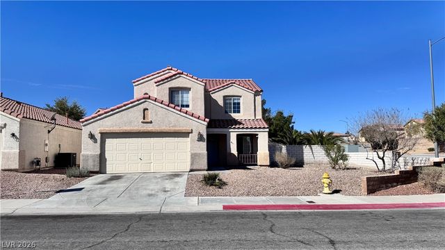 7949 Hollow Pine St, Las Vegas, NV 89143