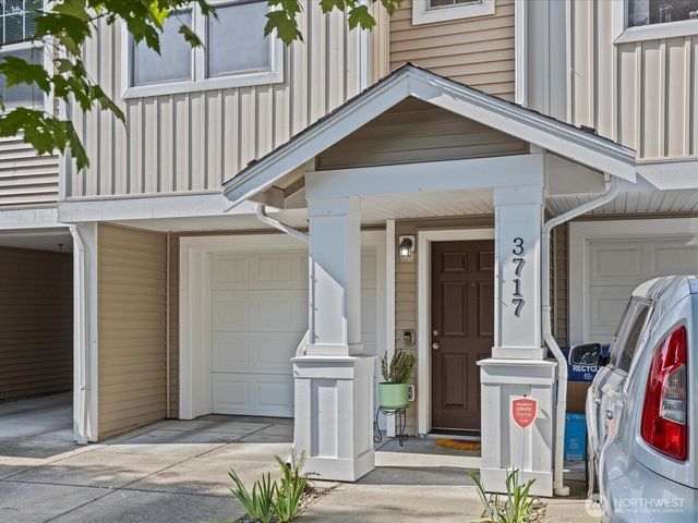 3717 S Holly Park Drive, Seattle, WA 98118
