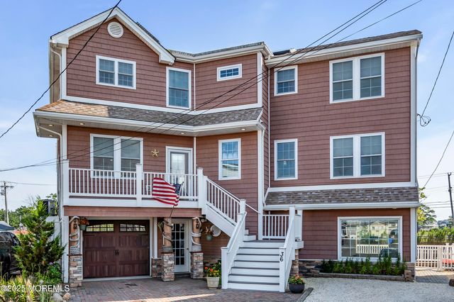 36 Joy Road, Manahawkin, NJ 08050