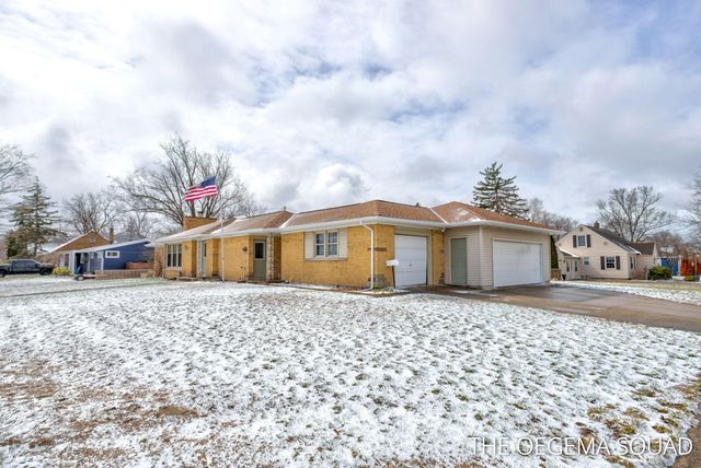 750 Pine Ave, Holland, MI 49423