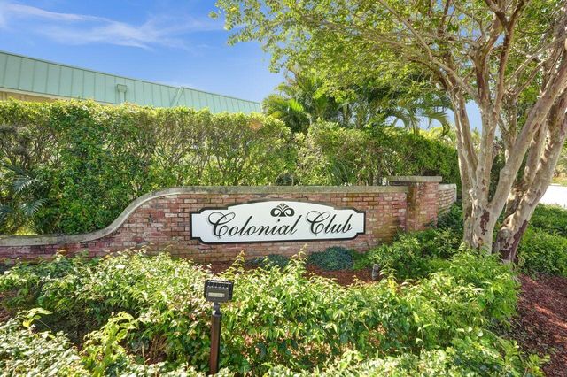 35 Colonial Club Dr #203, Boynton Beach, FL 33435