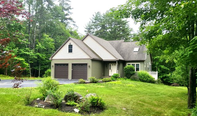 21 Chestnut Heights Road, Gray, ME 04039