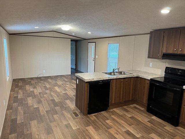 394 Fullers Chapel Rd, Chatsworth, GA 30705