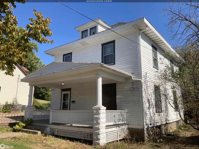 916 N  Central Ave, Burlington, IA 52601