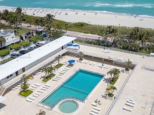 4747 Collins Ave #808, Miami Beach, FL 33140