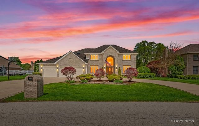 402 Meadow Ridge Ln, Prospect Heights, IL 60070