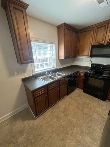 807 W  End Blvd #C-10, Winston Salem, NC 27101