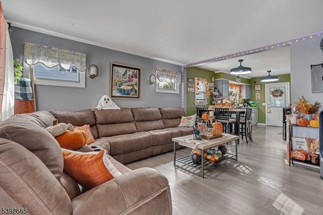 1315 Gress St, Manville, NJ 08835