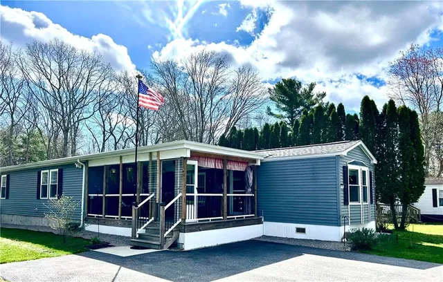 464-103 Gardiner Rd, West Kingston, RI 02892