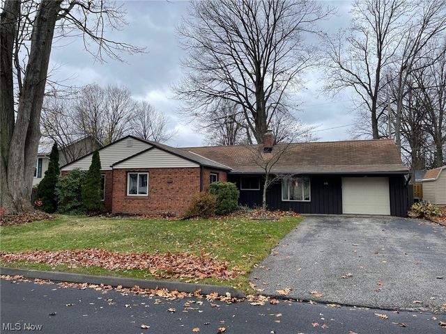 1150 Tioga Trl, Willoughby, OH 44094