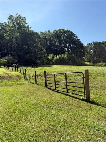 1206 Thompson Rd, Dawsonville, GA 30534