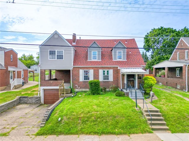 124 E  Larkspur St, Homestead, PA 15120