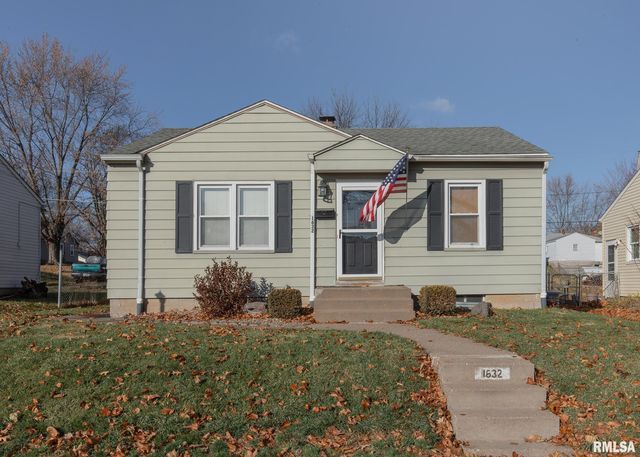 1632 W  36th St, Davenport, IA 52806