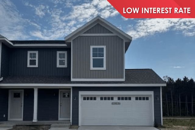 6122 Burgess Dr, Spring Lake, MI 49456