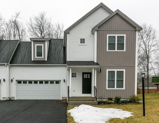 21 Millies Way #21, Sterling, MA 01564