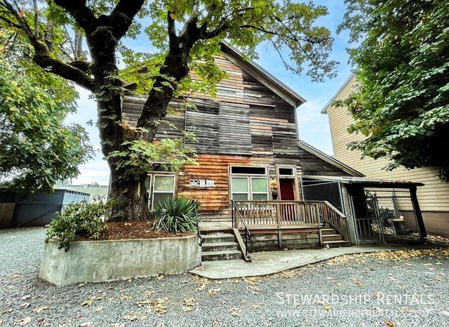 600 E  8th Ave, Eugene, OR 97401