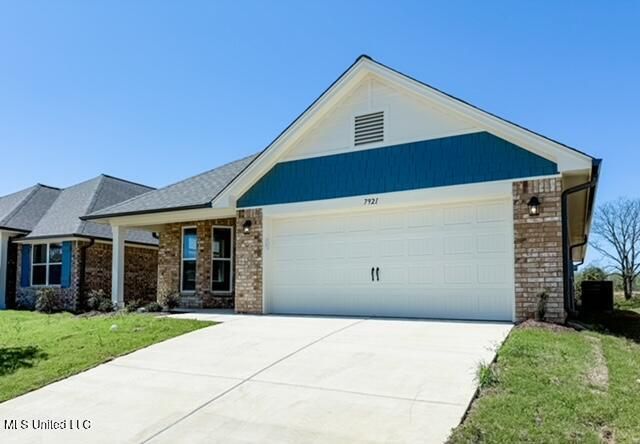 7867 Gardendale Dr, Hernando, MS 38632