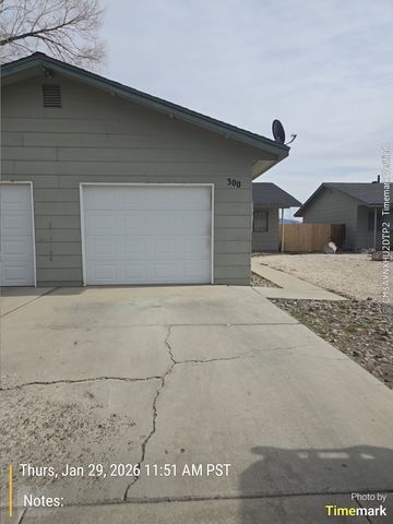 300 Leona Ave #B, Yerington, NV 89447