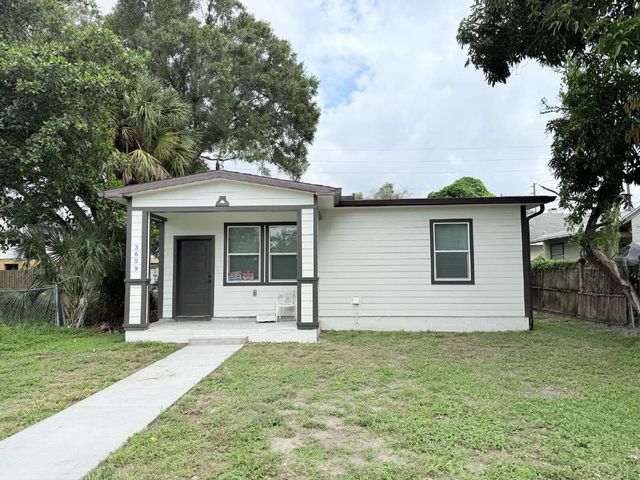 3609 2nd Ave S, Saint Petersburg, FL 33713