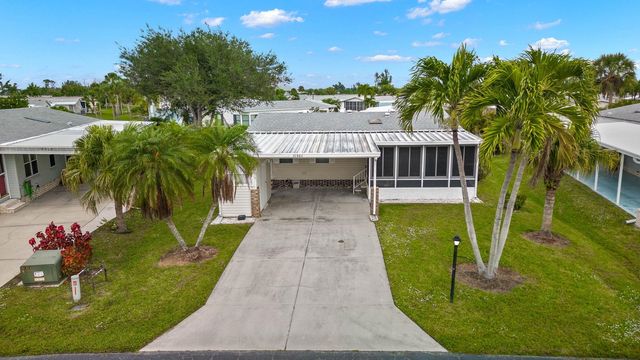 10506 Winchester Ct, Fort Myers, FL 33908