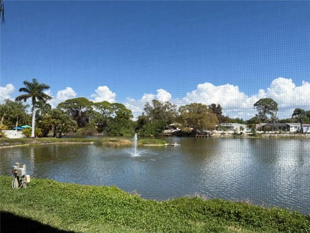 5547 ASHTON LAKE DRIVE #5547, Sarasota, FL 34231