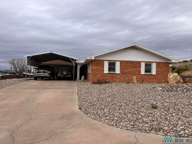 902 Grape St, Truth Or Consequences, NM 87901