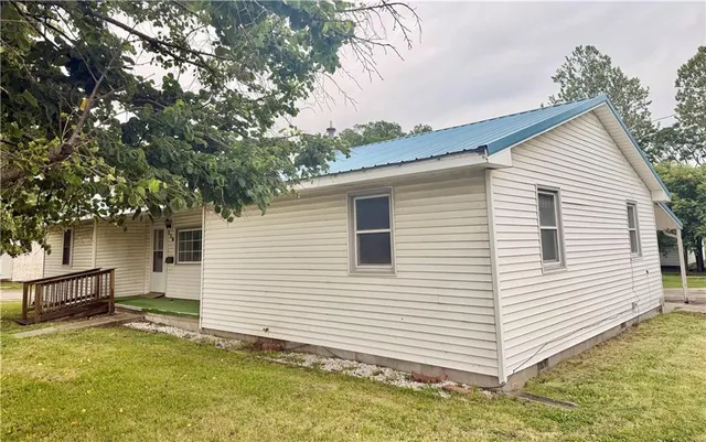 220 N  22nd St, Unionville, MO 63565