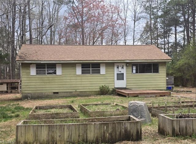 3807 Holly Hill Rd, Mebane, NC 27302
