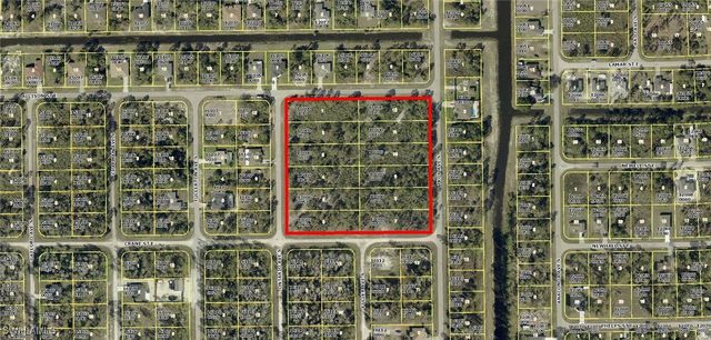 827 Ontario Ave S, Lehigh Acres, FL 33974