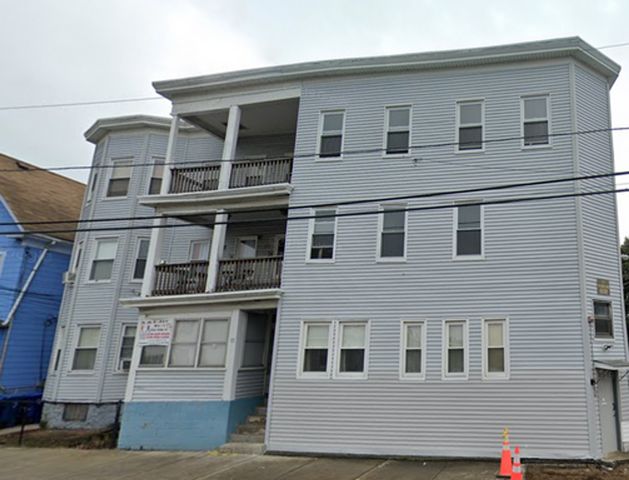 75-77 Springfield St #2, Lawrence, MA 01843