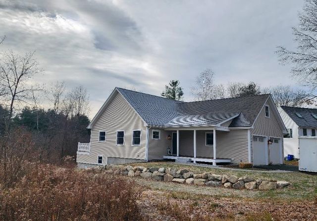 2 Nelson Drive, Exeter, NH 03833