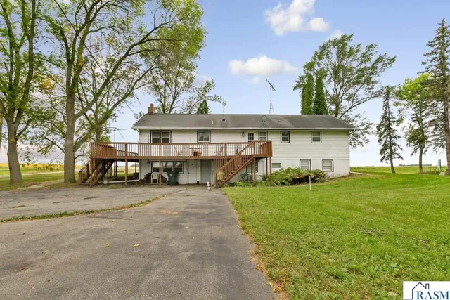 44650-19 State Hwy, Gaylord, MN 55334