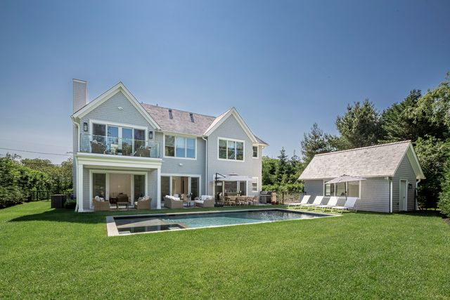 82 Halsey Ln, Bridgehampton, NY 11976