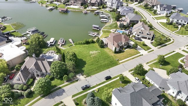 13612 Kingston Dr, McCordsville, IN 46055