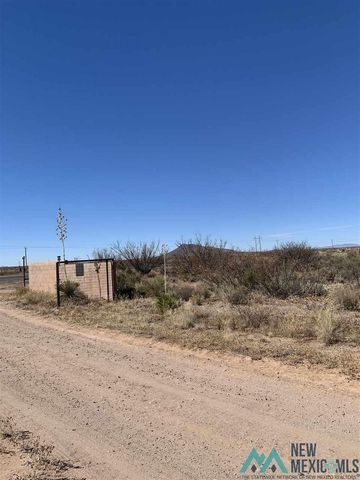 Silver City Hwy NW, Deming, NM 88030