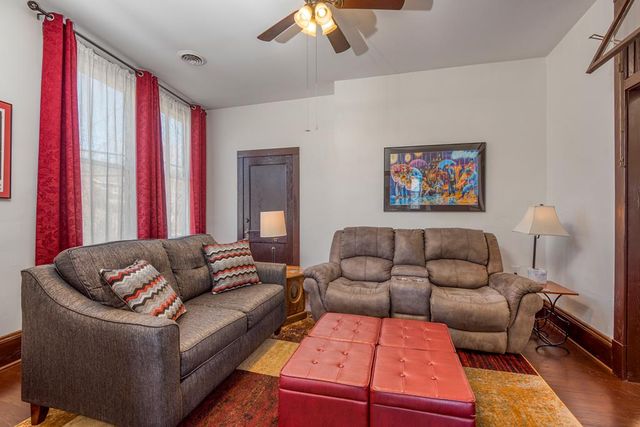 334 S  Main St, Marion, VA 24354